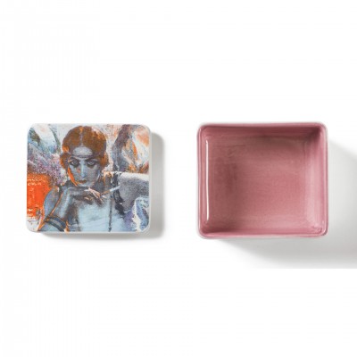 "Falenas" porcelain box "Falenas" porcelain box