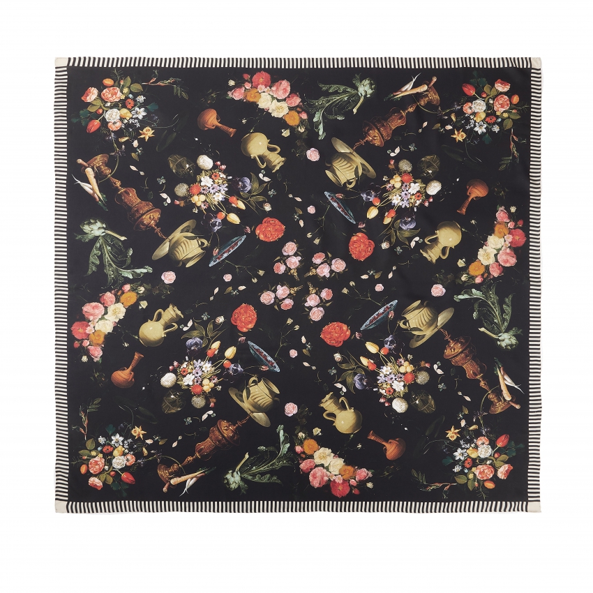 Silk scarf "Moisés Nieto Still Life...