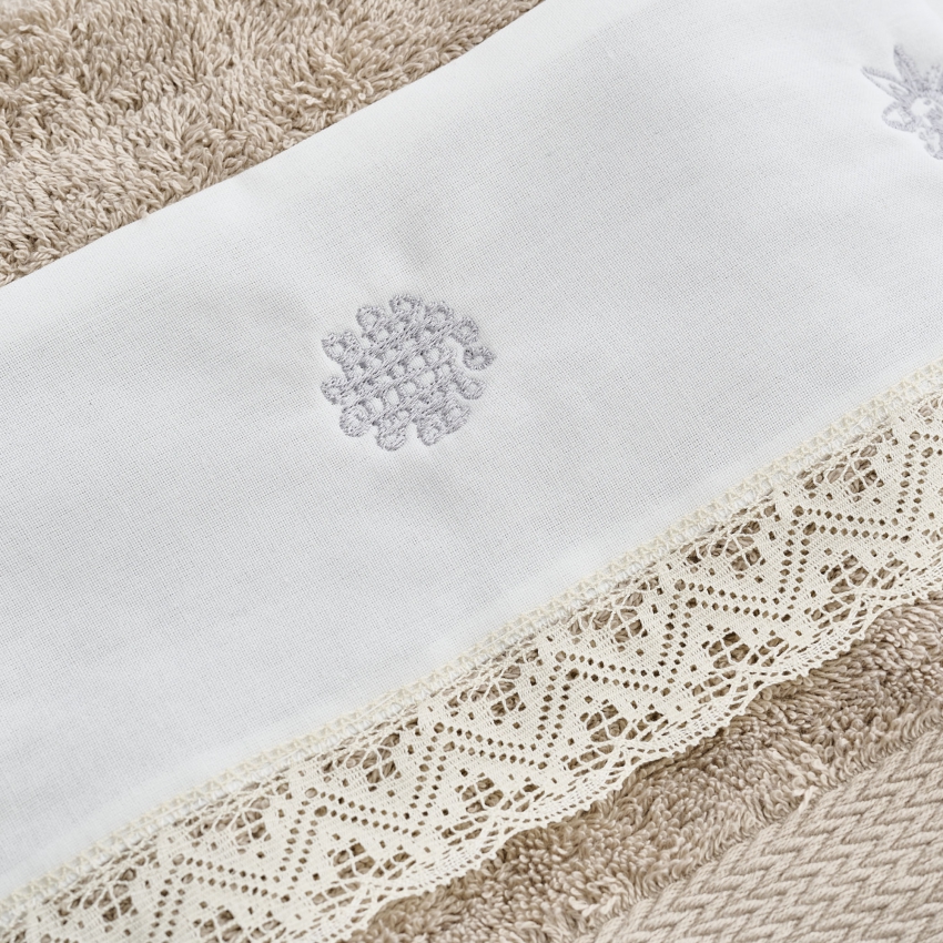 "Hand in Hand" embroidered towel "Hand in Hand" embroidered towel