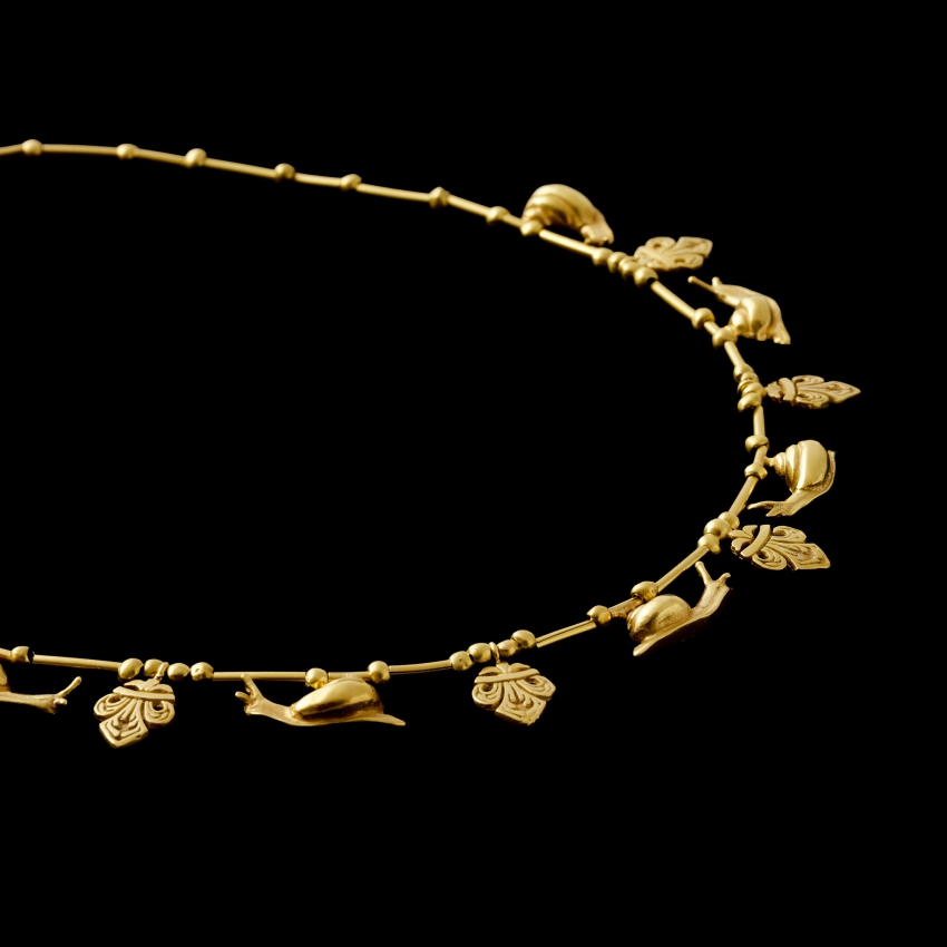 Snail Necklace “Dauphin's Treasure...