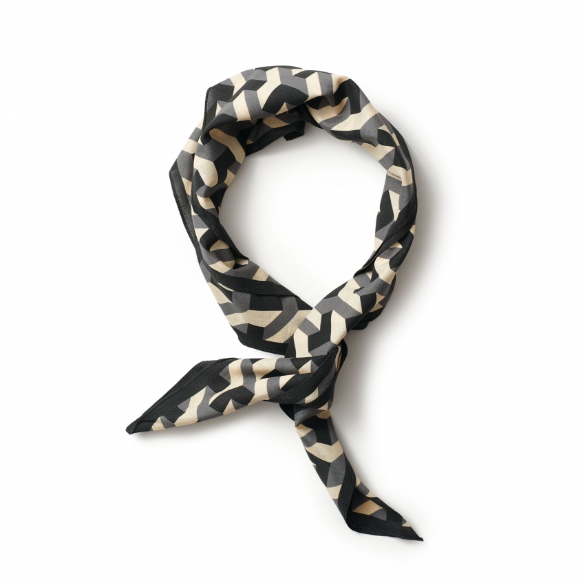 "Balconies and Optical Floor" scarf