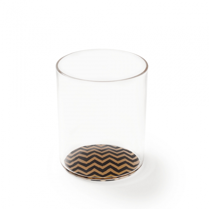 "George with Parallel Lines" glass